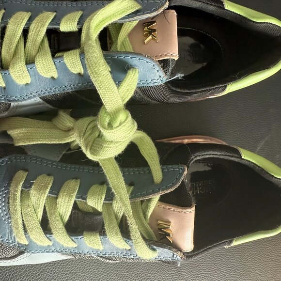 Allie Extreme Color-Block Leather and Logo Trainer Size 7.5 - Picture 3 of 3